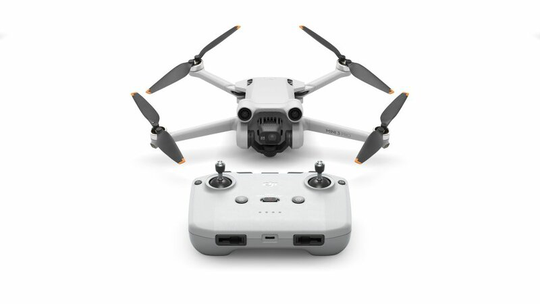 DJI Mini 3 Pro med Standard Controller